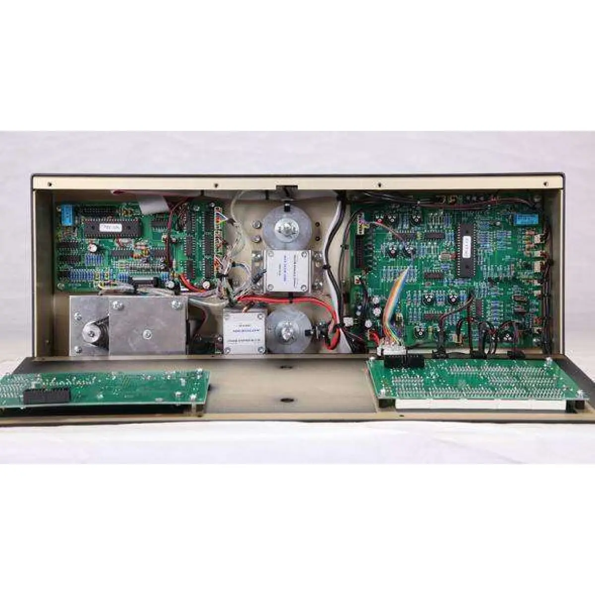 Om Power OM4000A - immagine 6