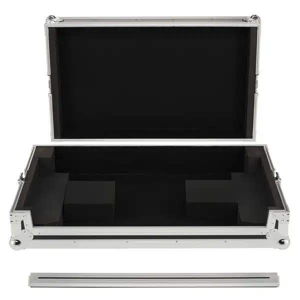 Denon DJ SC Live 4 con Flight Case Magma - immagine 5