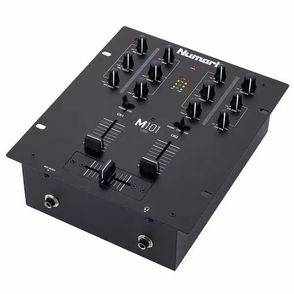 Numark M101 USB Black DJ Mixer
