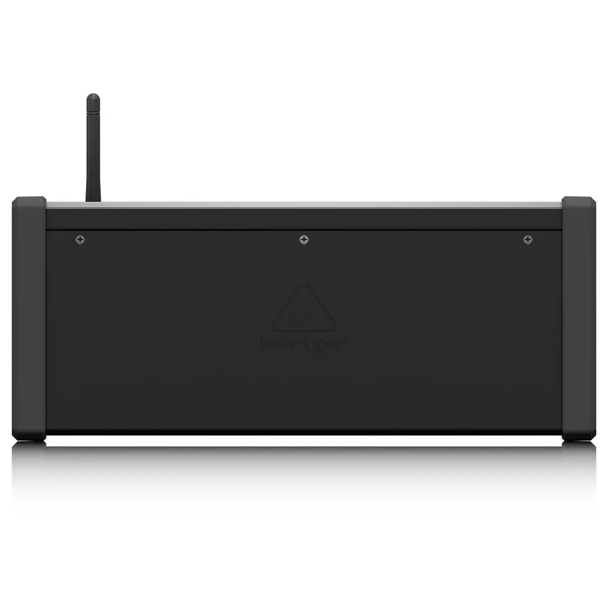 Behringer X Air XR18