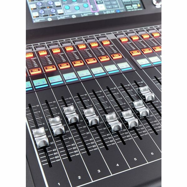 Yamaha QL1 - immagine 9